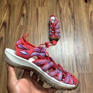 Keen Women Hiking Sandals (5)